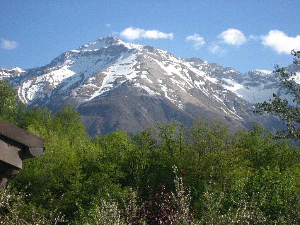 Agriturismo San Giovanni Ad Insulam Isola del Gran Sasso dʼItalia Exteriör bild