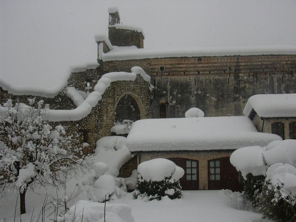 Agriturismo San Giovanni Ad Insulam Isola del Gran Sasso dʼItalia Exteriör bild